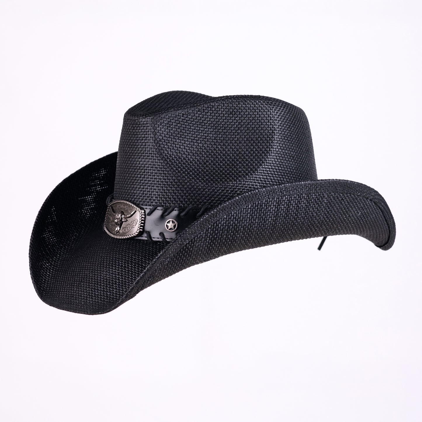 Sombrero negro con hebilla de toro