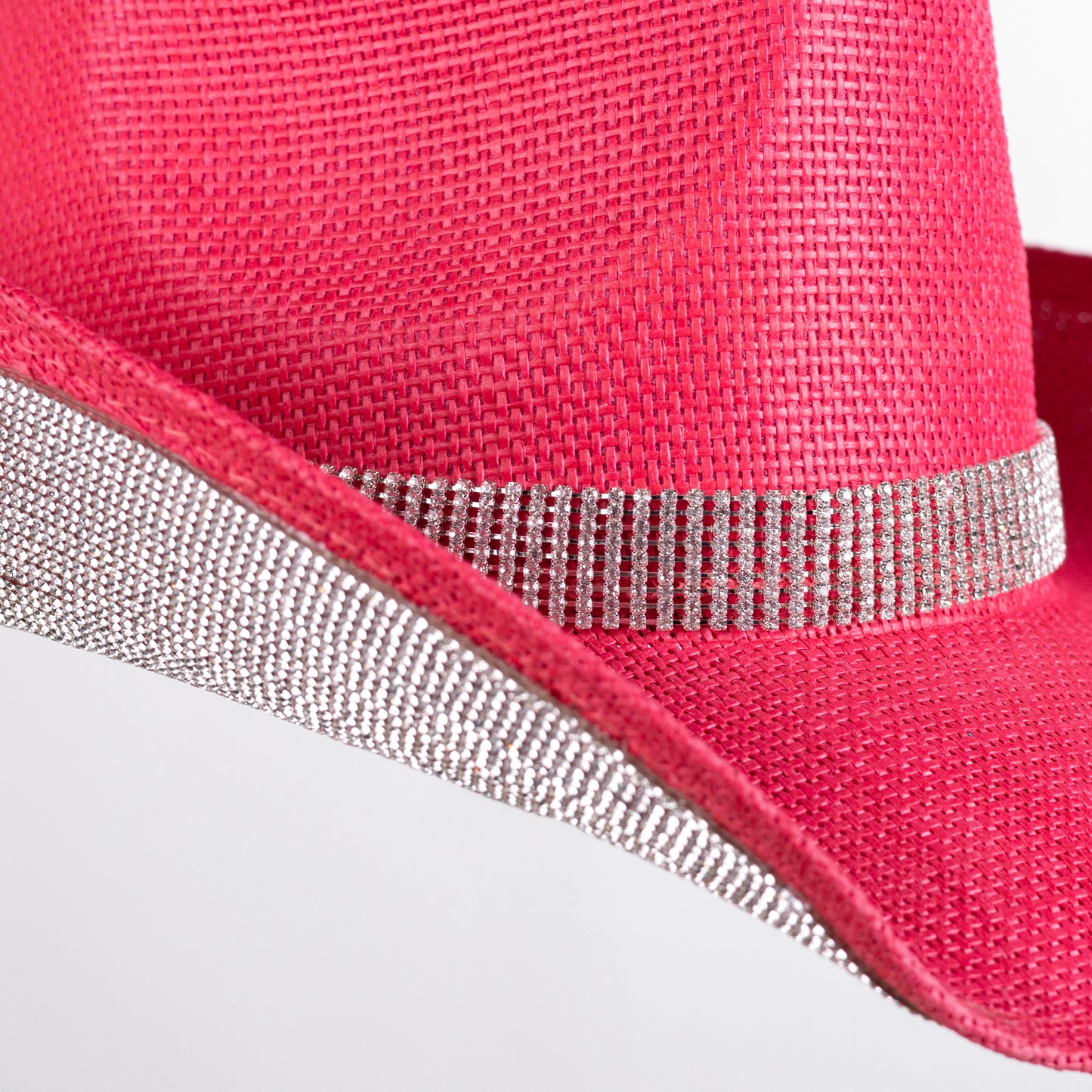 Sombrero con cinta de diamantes