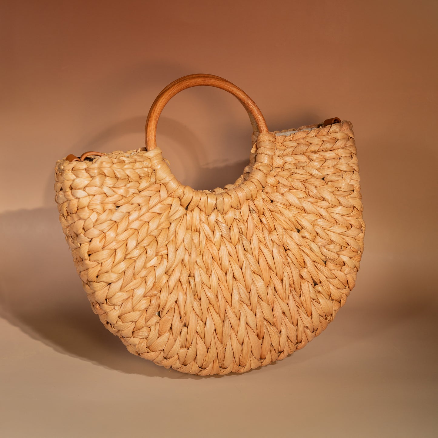 Bolso de mano de paja