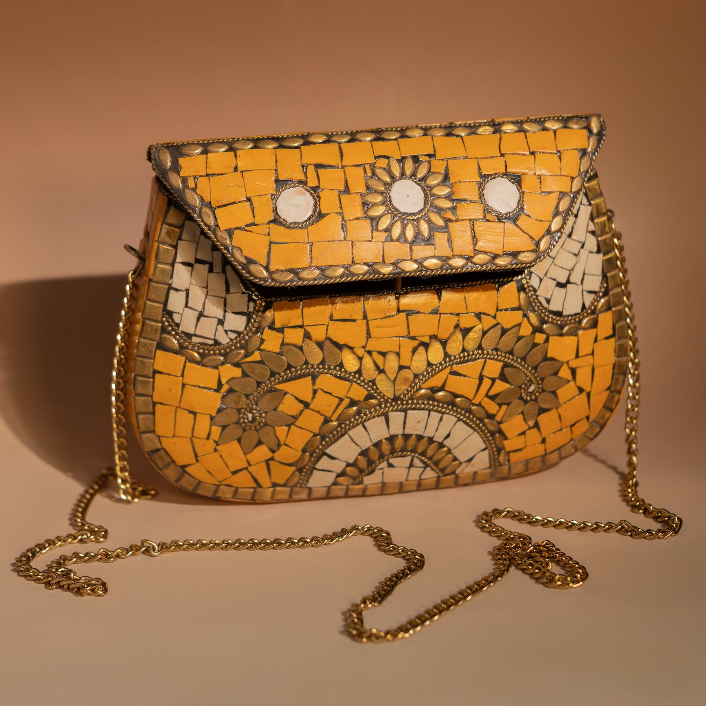 Bolso crossbody con diseño de mosaico