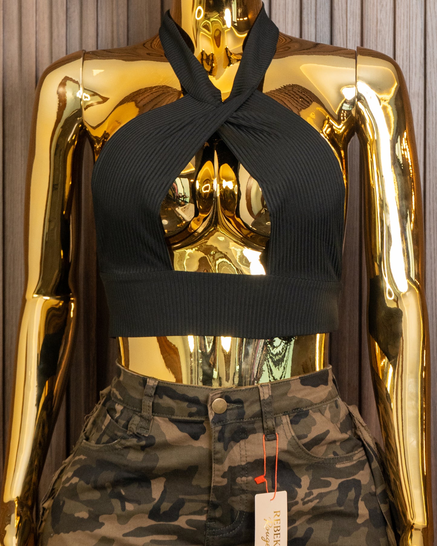 Top negro cut out