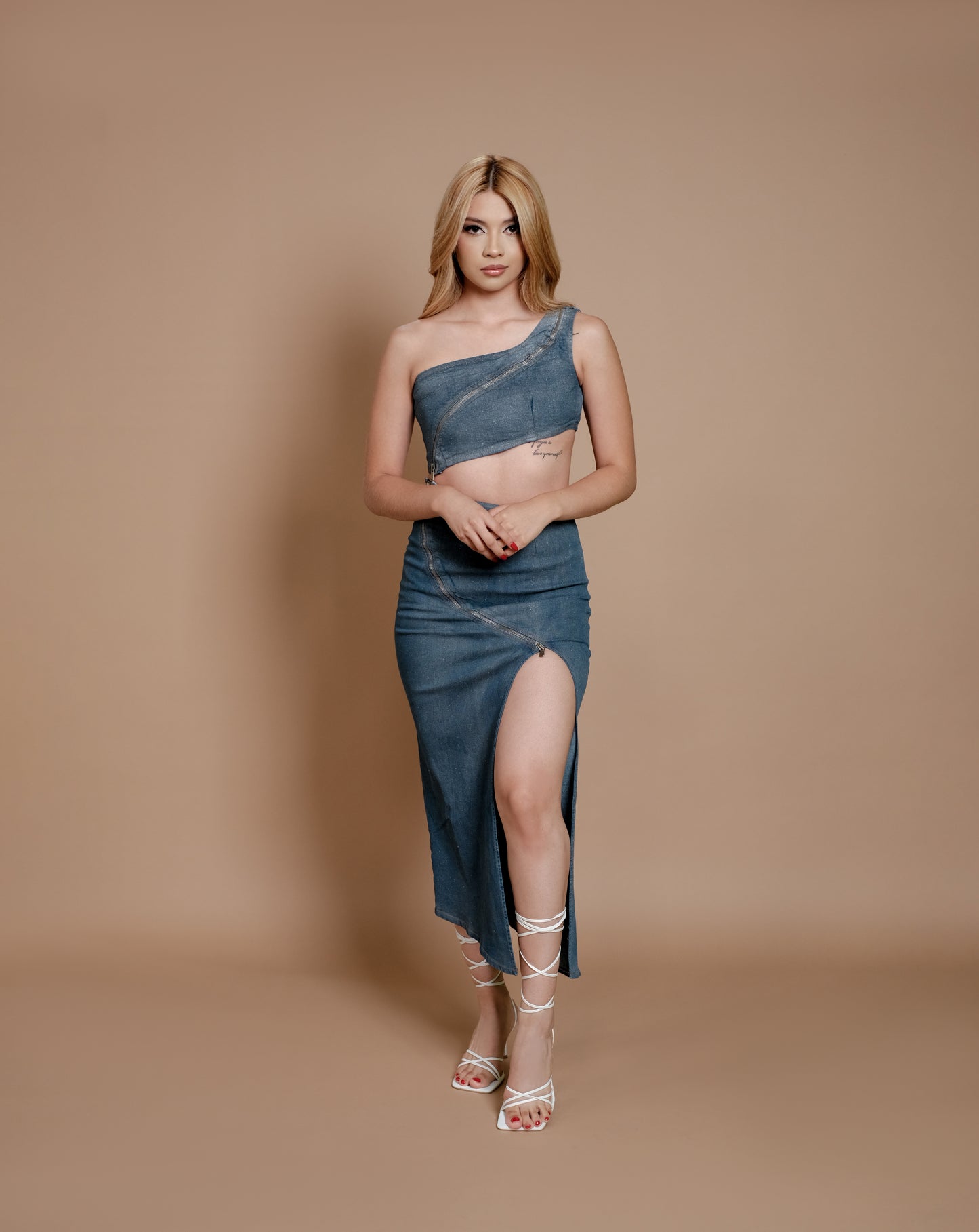 Conjunto de falda y top mezclilla